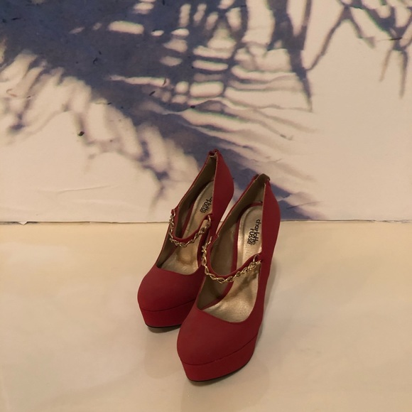 Red heel - Picture 4 of 4